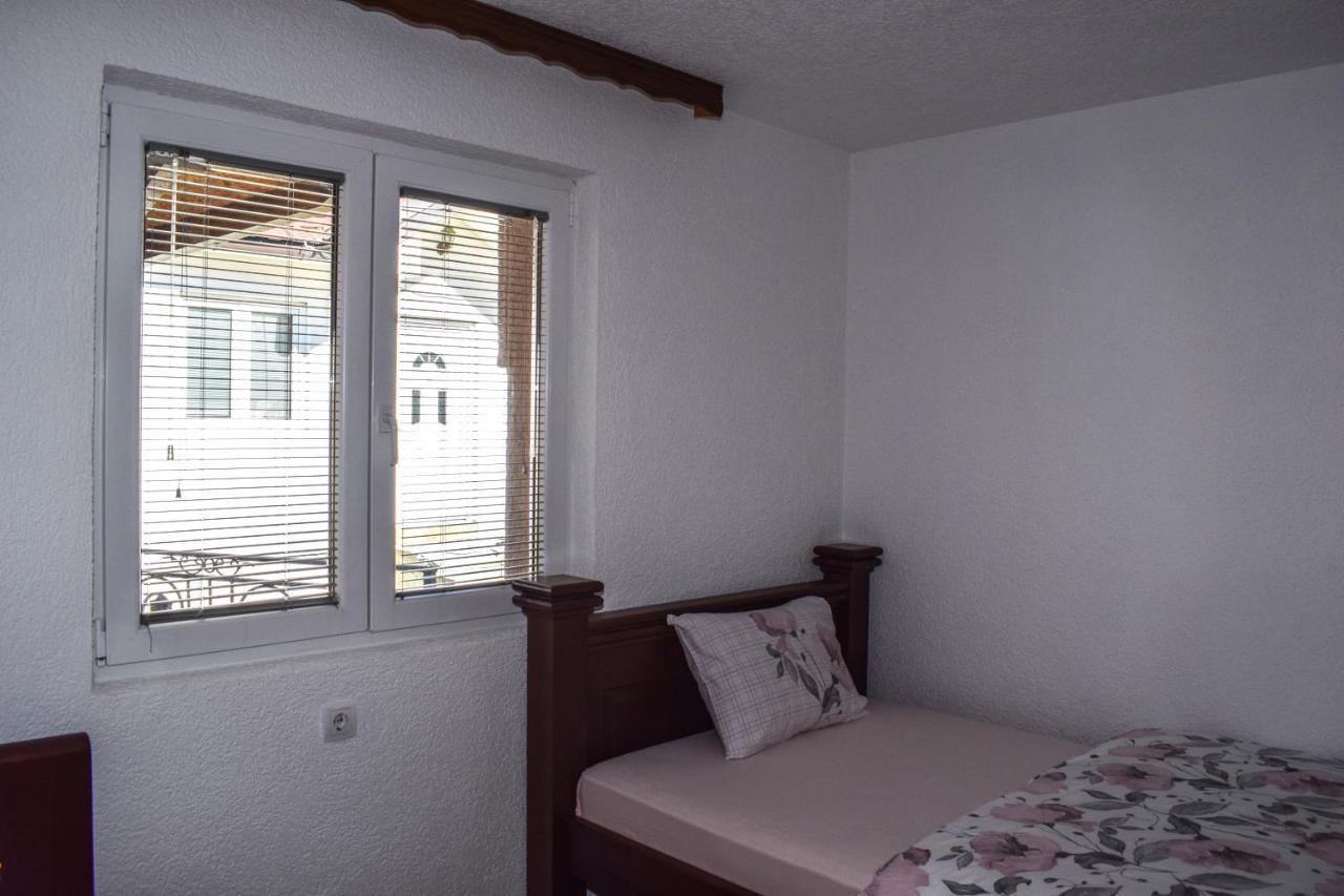Ema Guest House Plav Exterior foto